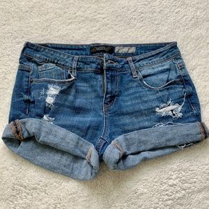 Aéropostale midi jean shorts